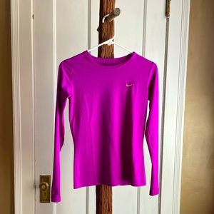 Nike DRI-FIT XS Long Sleeve